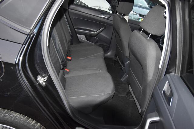 Volkswagen POLO 1.0 TSI Comfortline R-Line , NAVI , LMV16 , PDC V+A , CR CONTR , AIRCO ,