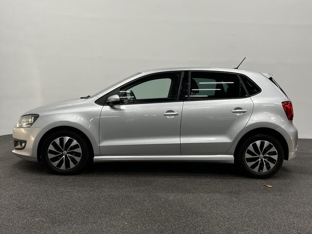 Volkswagen POLO 1.0 BlueMotion Edition Trekhaak Navigatie Apple Carplay/Android Auto Cruise Control Airco Lichtmetalen velgen Getinte ramen