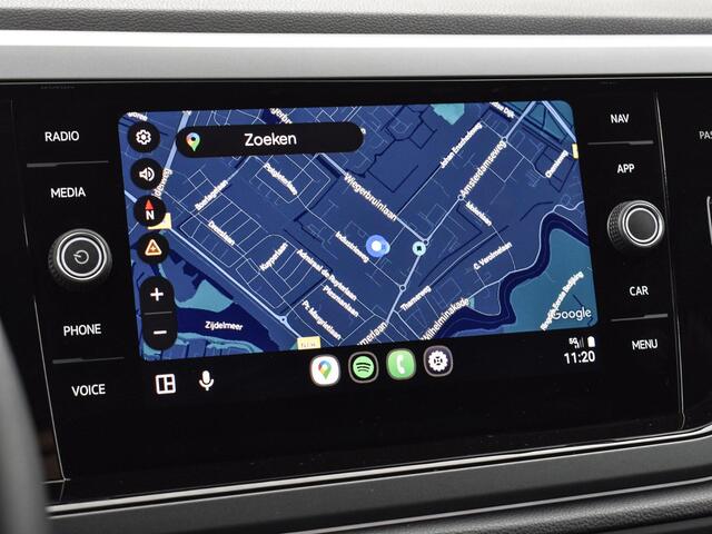 Volkswagen POLO 1.0 TSI 95pk DSG R-Line Camera · Apple/Andorid Car Play · P-Sensoren · DAB · Getint Glas · 16'' Inch · Garantie t/m 24-11-2028 of 100.000km