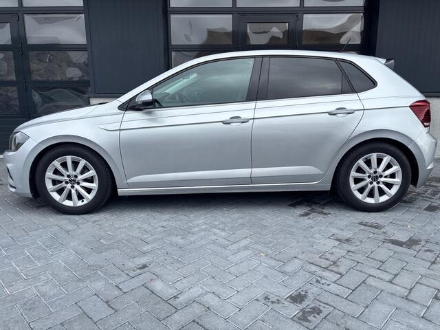 Volkswagen POLO 1.0 TSI Comfortline Camera CarPlay