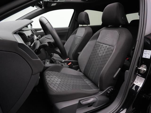 Volkswagen POLO 1.0 TSI 95 pk DSG R-Line | Panoramadak | IQ Light | Achteruitrijcamera | Navigatie | Stoelverwarming