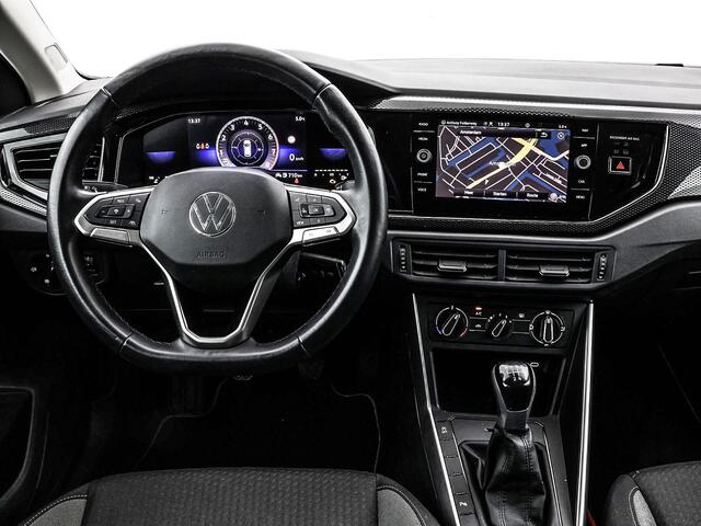 Volkswagen POLO 1.0 TSI 95pk Life · Apple/Android Car Play · Navigatie · P-Sensoren · Getint Glas · 15'' Inch · Garantie t/m 26-10-2027 of 100.000km