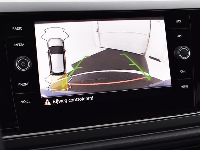 Volkswagen POLO 1.0 TSI 95pk DSG R-Line · Camera · Apple/Android Car Play · P-Sensoren · ACC · Getint Glas · 16'' Inch · Garantie t/m 24-11-2028 of 100.000km