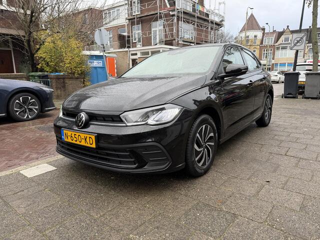 Volkswagen POLO 1.0 TSI Life Parkeersensoren voor en achter