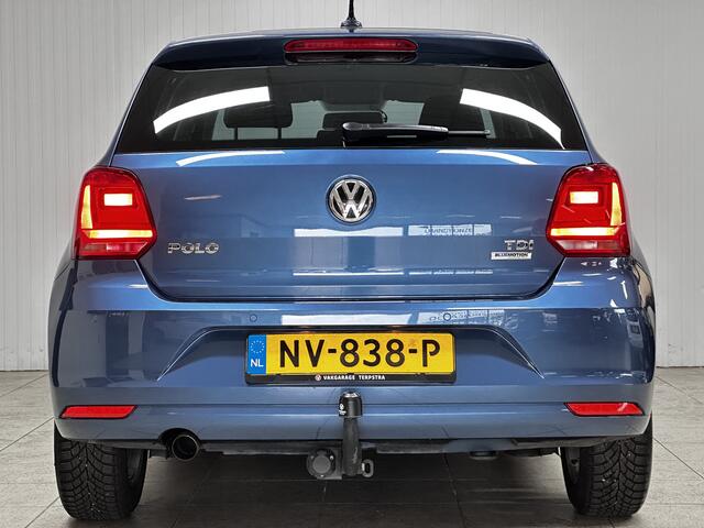 Volkswagen POLO 1.4 TDI Comfortline /Trekhaak /Apple + Android /Navi /Airco /Cruise /Elek. pakket /Bluetooth /15"LMV /Extra getint glas /Mistlampen /PDC V+A.