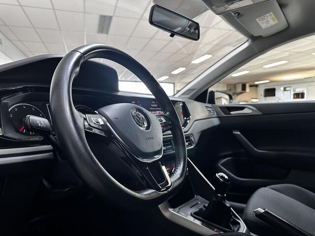 Volkswagen POLO 1.0 TSI Comfortline /Apple + Android /DAB+! /Navi /Airco /Adaptief Cruise /Elek. pakket /Bluetooth /Isofix /LED Dagrijverl. /PDC V+A! /Mistlampen.