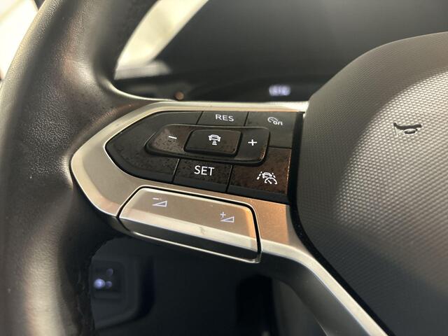 Volkswagen POLO 1.0 TSI 95pk Life · Apple/Android Car Play · Navigatie · P-Sensoren · Airco · Getint Glas · 15'' Inch · Garantie t/m 27-10-2027 of 100.000km