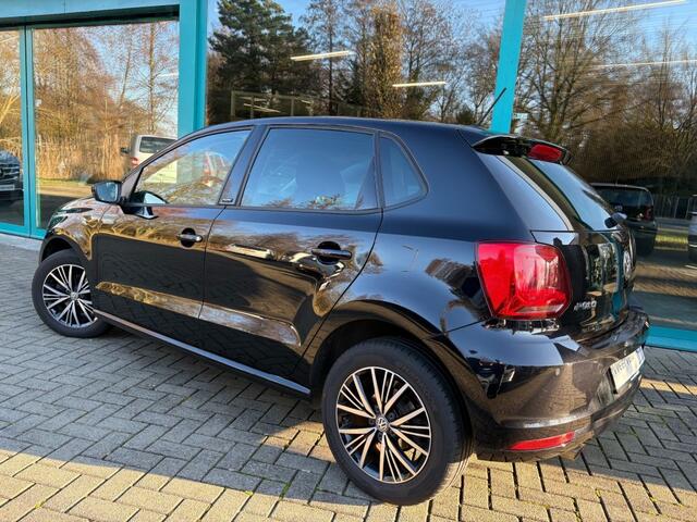 Volkswagen POLO 1.2 TSI Highline Climate, PDC, Stoelverwarming