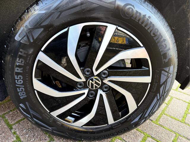 Volkswagen POLO 1.0 TSI Life Virt. Display, Led, Parkeersensoren