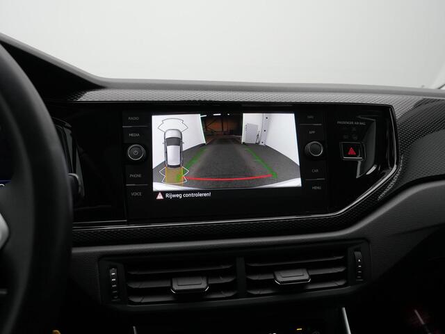 Volkswagen POLO 1.0 TSI 95 pk Life | Panoramadak | Achteruitrijcamera | Stoelverwarming | Navigatie