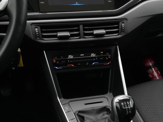 Volkswagen POLO 1.0 TSI 95 pk Life | Panoramadak | Achteruitrijcamera | Stoelverwarming | Navigatie