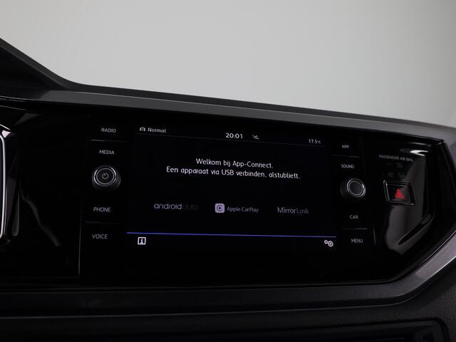 Volkswagen POLO 1.0 TSI Highline 95 pk | Navigatie via App | Autom. airco | Parkeersensoren | Adaptieve cruise control |