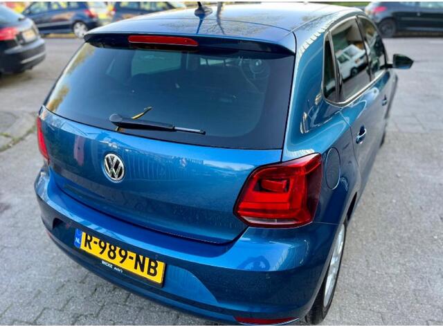 Volkswagen POLO 1.0 Comf. Con.Ser.