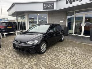 volkswagen-polo-1.0-tsi-life--park