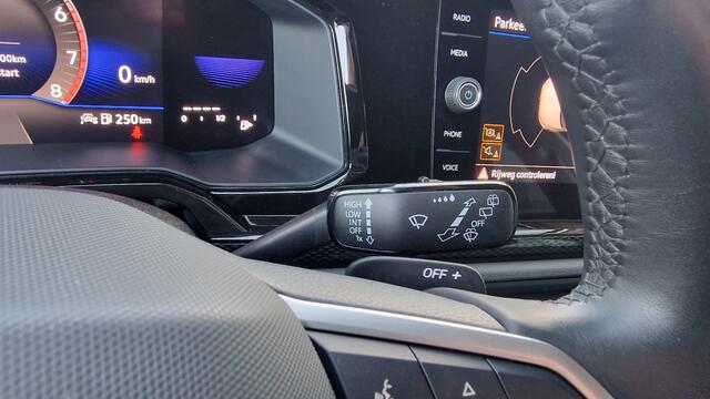 Volkswagen POLO 1.0 TSI Life, Automaat, Navigatie, NL Auto!