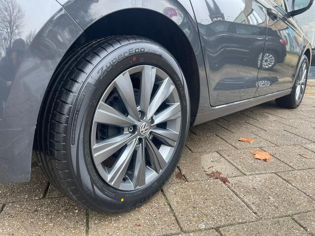 Volkswagen POLO 1.0 TSI Highline Dodehoek Clima Carplay