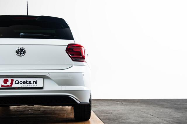 Volkswagen POLO 2.0 TSI GTI Panoramadak - ACC - Winterpakket - Spiegelpakket - Getinte Ruiten - Sound systeem Beats - Parkeerassistent - Licht/Zicht pakket - Proactieve inzittendenbescherming -