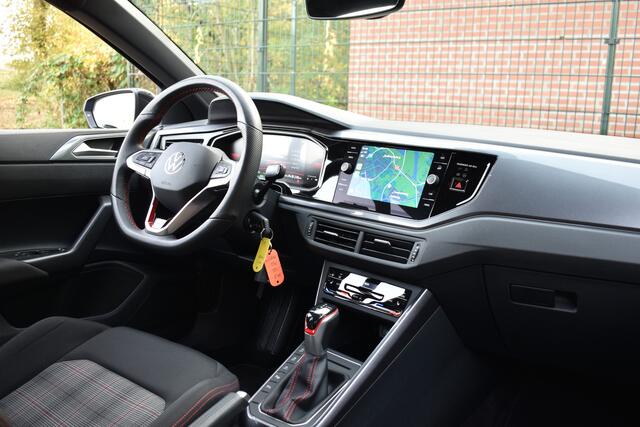Volkswagen POLO 2.0 TSI GTI TSI 210PK DSG GTI-SPORT IQ-LIGHT/PDC/CARPLAY
