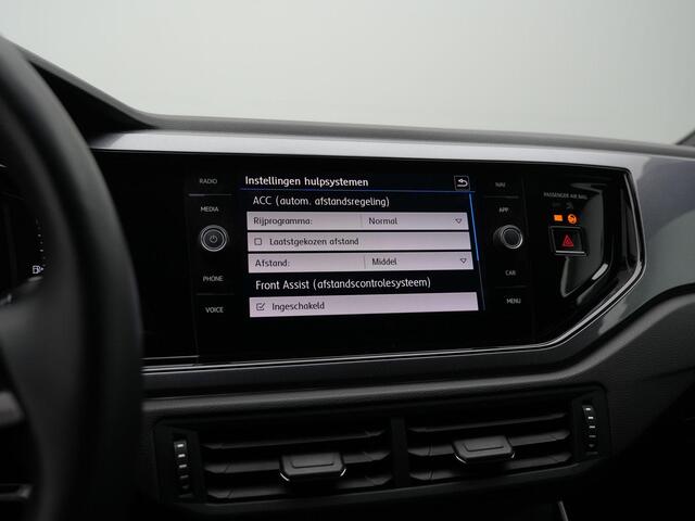 Volkswagen POLO 1.0 TSI 95 pk DSG Highline | Stoelverwarming | Adaptive Cruise | Navigatie | Virtual Cockpit | Leder/stof | Parkeersensoren voor/achter