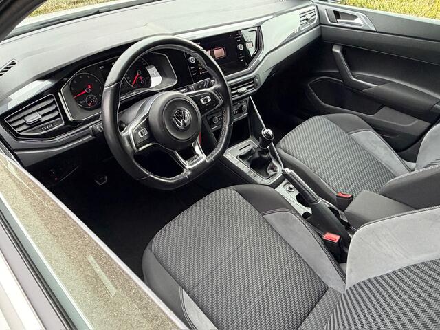 Volkswagen POLO 1.0 TSI 2x R-line | Camera | Cruise | Carplay | Climate | Rijklaar incl. 1 jaar Bovag garantie