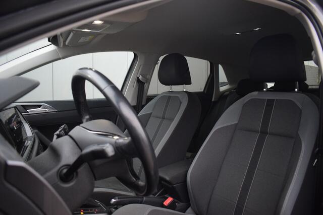 Volkswagen POLO 1.0 TSI Highline | DSG | Apple | Adaptive | Climate