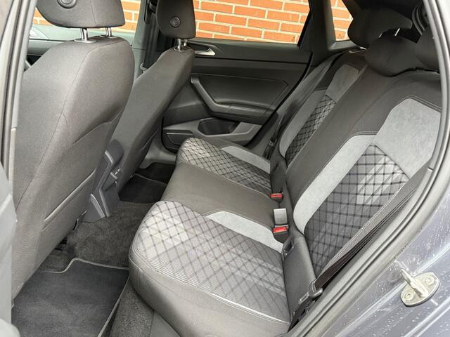 Volkswagen POLO 1.0 TSI R-LINE NAVI ADAP-CRUISE CARPLAY CAMERA CLIMA PDC STOELV
