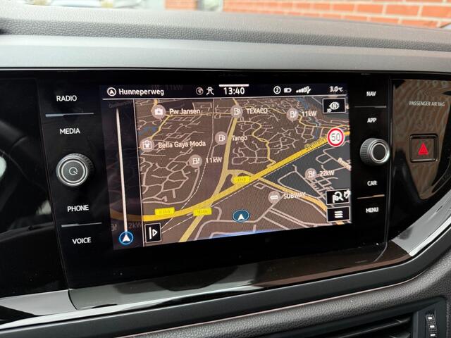 Volkswagen POLO 1.0 TSI R-LINE NAVI ADAP-CRUISE CARPLAY CAMERA CLIMA PDC STOELV