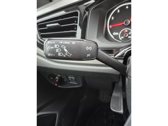 Volkswagen POLO 1.0 TSI Comfortline Business