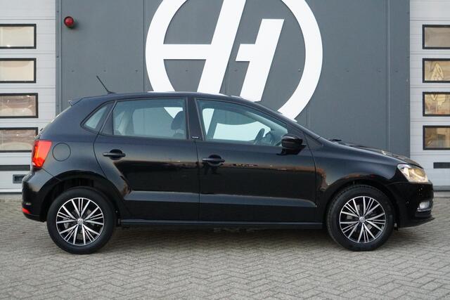 Volkswagen POLO 1.2 TSI Highline + NAVIGATIE / CRUISE CONTROL / PDC