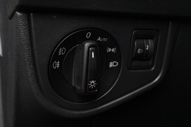 Volkswagen POLO 1.0 TSI Comfortline NAVI,LMV