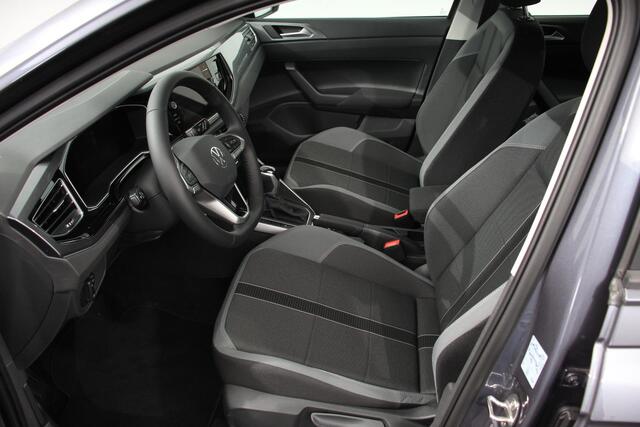 Volkswagen POLO 1.0 TSI DSG Style | Navigatie | Climate Control | Cruise control adaptive | Parkeer sensoren | Led | Dab | Lichtmetalen Velgen | Digitale Cockpit