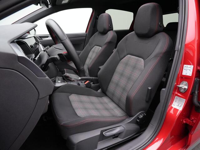 Volkswagen POLO 2.0 TSI 207 pk DSG GTI | Panoramadak | Beats | IQ Light | Achteruitrijcamera | Stoelverwarming