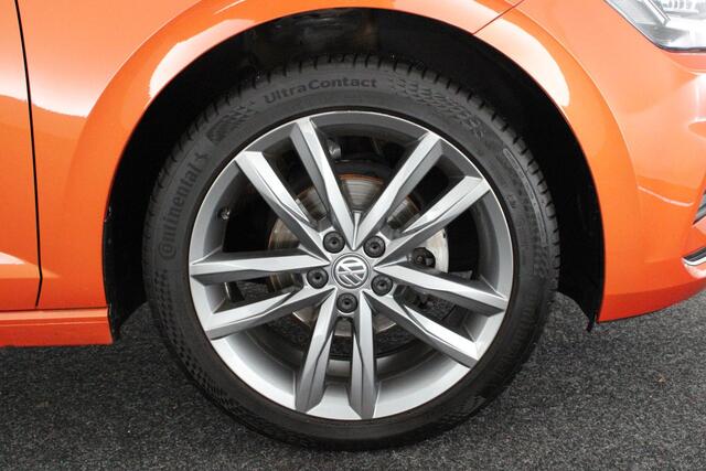 Volkswagen POLO 1.0 TSI 95pk Highline Panoramadak Beats LED Trekhaak Virtual Cockpit Sportstoelen