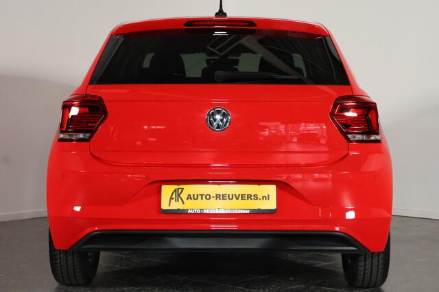 Volkswagen POLO 1.0 TSI Highline / Navi / CarPlay / Clima / Stoelverwarming