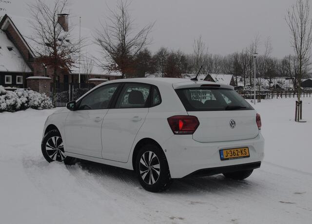 Volkswagen POLO 1.0 TSI Comfortline Business | Apple Carplay | Adaptive Cruise Control | Parkeersensoren | DAB | NL-Auto |