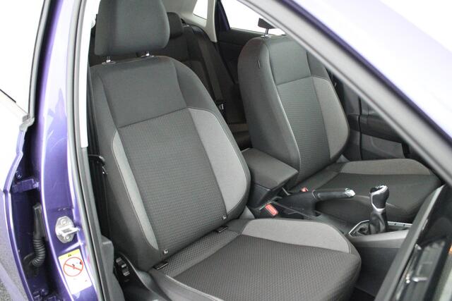 Volkswagen POLO 1.0 TSI 95pk Life Business Navigatie Stoelverwarming Climate Control