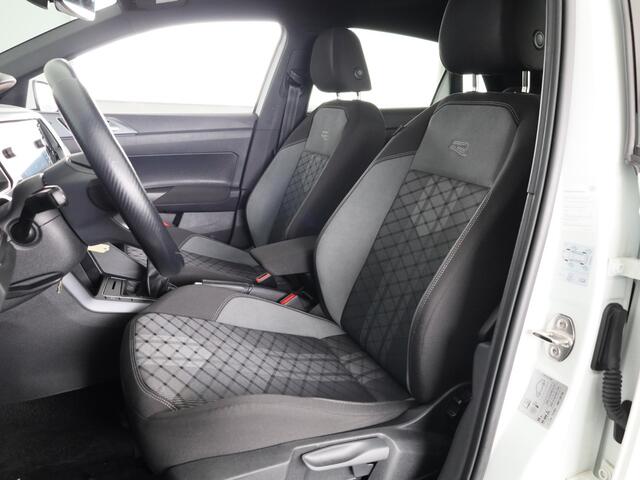 Volkswagen POLO 1.0 TSI R-Line Business 95PK | Panoramadak | Camera | Stoelverwarming | Verlengde garantie | Digitaal dashboard