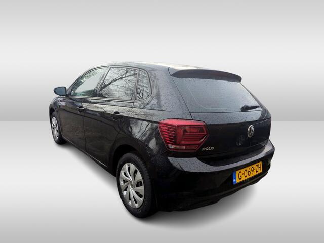 Volkswagen POLO 1.0 MPI Comfortline Executive Navigatie / Parkeersensoren / Bluetooth / Airco / Cruise / App-connect