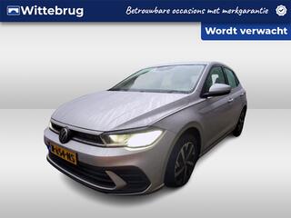 volkswagen-polo-1.0-tsi-life---navi