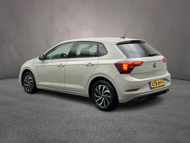 Volkswagen POLO Life Edition 1.0 TSI 95pk DSG Automaat Adaptive cruise control, Stoelverwarming, Achteruitrijcamera, Parkeersensoren, App connect, DAB, Radio