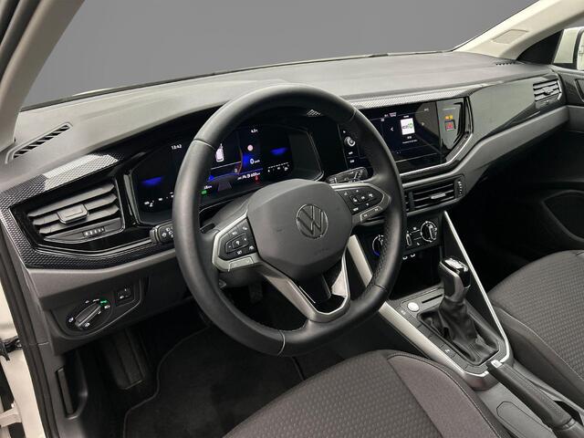 Volkswagen POLO Life Edition 1.0 TSI 95pk DSG Automaat Adaptive cruise control, Stoelverwarming, Achteruitrijcamera, Parkeersensoren, App connect, DAB, Radio