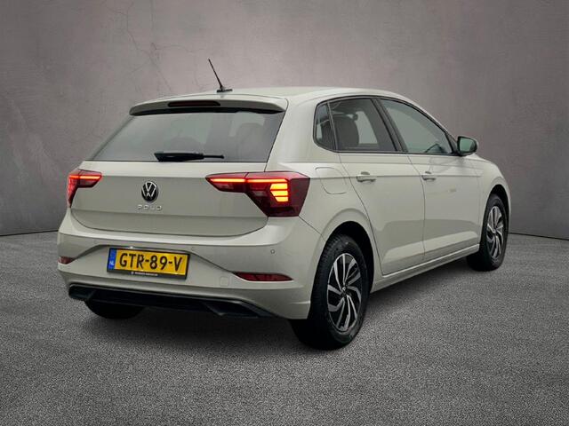 Volkswagen POLO Life Edition 1.0 TSI 95pk DSG Automaat Adaptive cruise control, Stoelverwarming, Achteruitrijcamera, Parkeersensoren, App connect, DAB, Radio
