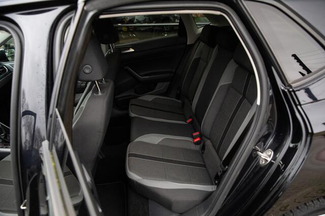 Volkswagen POLO 1.0 TSI Highline , Adap. cruise, Carplay, Stoelverwarming,