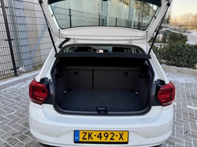 Volkswagen POLO 1.0 MPI Comfortline Executive Navi Airco Carplay NL-auto