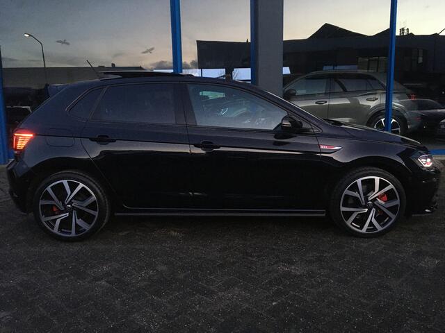 Volkswagen POLO 2.0 TSI GTI Pano Keyless Camera