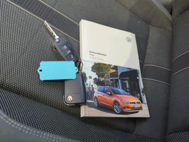 Volkswagen POLO 1.0 TSI R-Line / AUTOMAAT/ PARK. SENSOREN/ DIGITAL DASHBOARD/ NAVI/ CLIMA/ 16" LMV