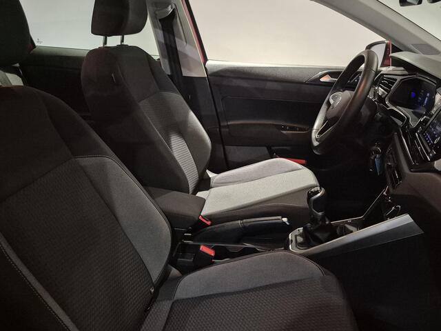 Volkswagen POLO 1.0 TSI Life Parkeersensoren Voor & Achter | Airco