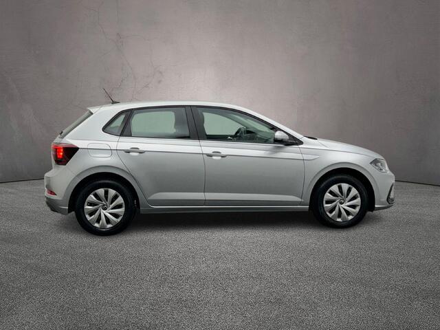 Volkswagen POLO Polo 1.0 MPI 80pk Cruise control, App connect, LED koplampen, Parkeersensor achter, Airco, DAB, Radio, Bluetooth
