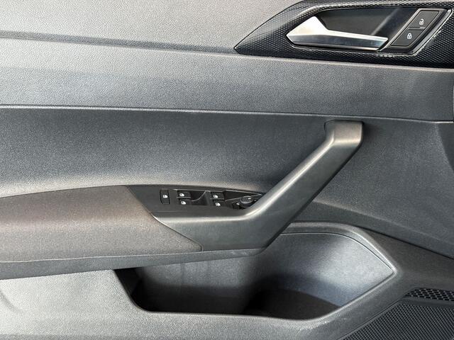 Volkswagen POLO 1.0 95pk TSI Life Edition Achteruitrijcamera (Rear View) | Parkeersensoren voor en achter | Automatische afstandsregeling (ACC)