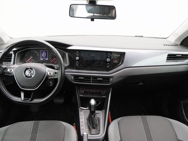 Volkswagen POLO 1.0 TSi Automaat Highline | Panoramadak | Adaptive Cruise | Climate Control | Parkeersensoren | Trekhaak | Carplay | 16 Inch | 69.834 Km!!